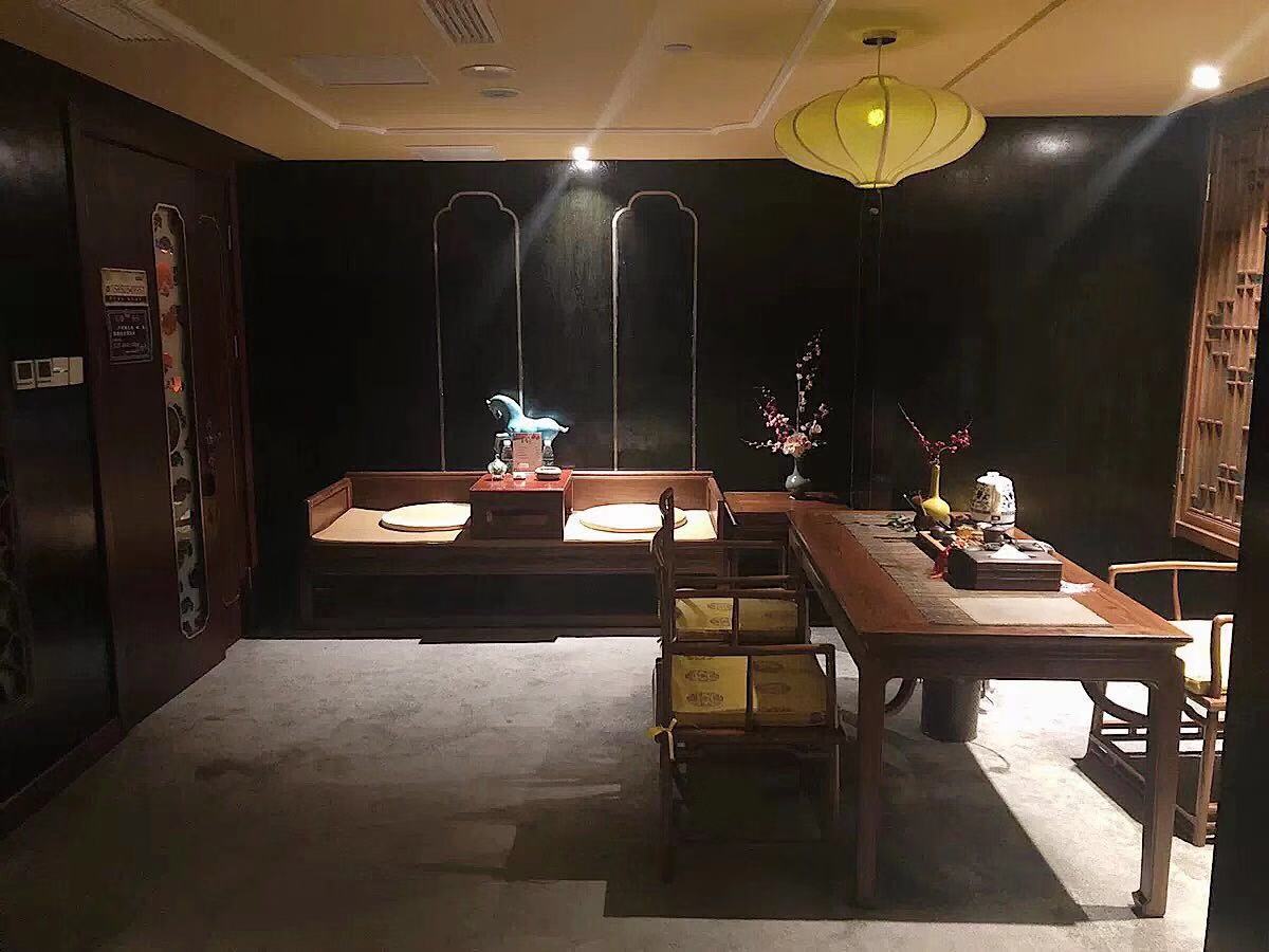 最近去南京鼓楼区高档的洗浴中心，让你近距离就可体验