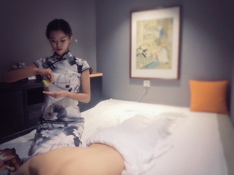 昨天去重庆渝北区可洗澡的理疗spa会馆，给您帝王般的高级服务享受